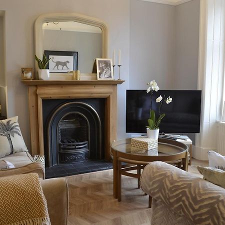 Stunning Period Townhouse With Garden, Walking Distance To Town Villa Dumfries Bagian luar foto
