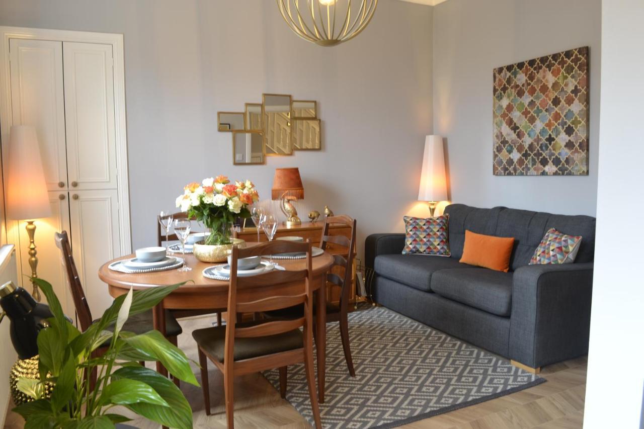 Stunning Period Townhouse With Garden, Walking Distance To Town Villa Dumfries Bagian luar foto