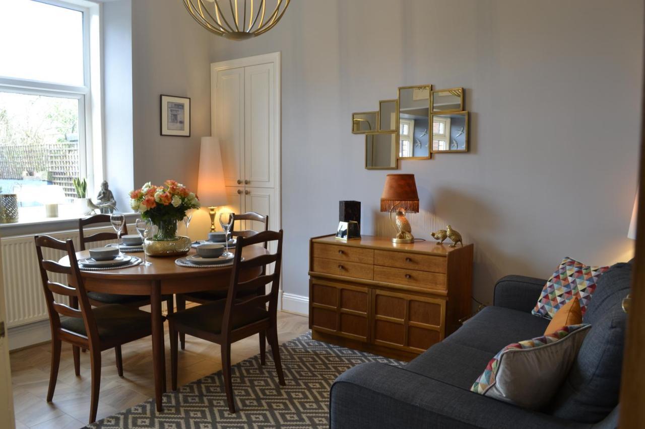 Stunning Period Townhouse With Garden, Walking Distance To Town Villa Dumfries Bagian luar foto